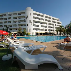 3* アパートホテル Turisticos Silchoro